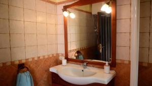 Ένα μπάνιο στο Casa Camilo II +43 φωτογραφίες