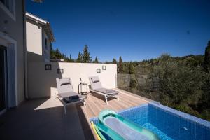 Πισίνα στο ή κοντά στο Giardinia Homes, car included