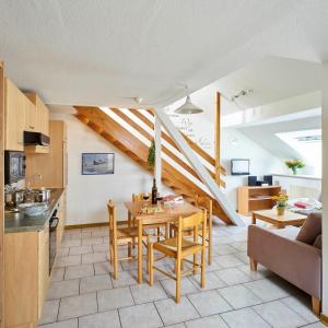 Kuchyň nebo kuchyňský kout v ubytování Traberhof - Landurlaub in seiner schönsten Form - freies Reiten inbegriffen - Hunde willkommen - Sauna im Haus - Kanuverleih - tolle Radwege - Deich in Sichtweite