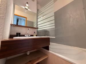 Ένα μπάνιο στο Mottaret Cimes 2- Studio cabine - Pied des pistes - Sud +28 φωτογραφίες