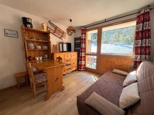 Η κουζίνα ή μικρή κουζίνα στο Mottaret Cimes 2- Studio cabine - Pied des pistes - Sud