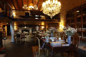 Restaurace v ubytování Casas Do Coro + 62 fotografií