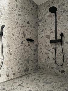 Koupelna v ubytování KaiserLogen Wellness