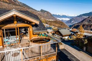 Naturlandskabet i nærheden af chaletet + 46 billeder