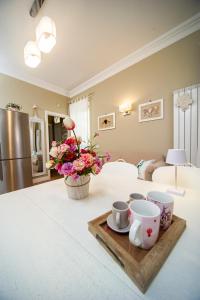 Postel nebo postele na pokoji v ubytování Charming and Cozy House