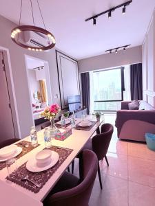 Χώρος καθιστικού στο AXON LUXURY-Suites