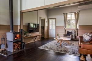 Телевизор и/или развлекательный центр в 8 Paddocks Cottage, Cowaramup, Margaret River Region