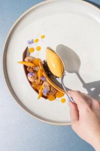 Jídlo v hotelu nebo okolí + 214 fotografií