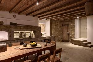 Gallery image of Villa Amra - Secluded Mykonos Haven with Sea Views, Heated Pool, Gym & Hammam in Elia