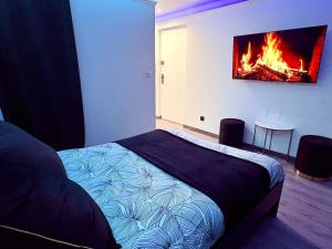 Postel nebo postele na pokoji v ubytování Dalikyda - Blue Dream - Balneo - Netflix - Cocoon + 16 fotografií