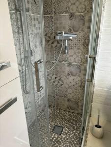 Koupelna v ubytování La Laula