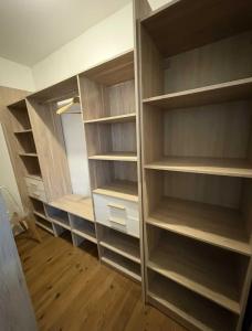 Knihovna v prázdninového domu