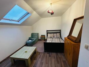 Postel nebo postele na pokoji v ubytování Christalsuite