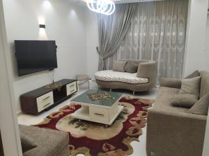 Μια τηλεόραση ή/και κέντρο ψυχαγωγίας στο الزقازيق شرقيه القوميه