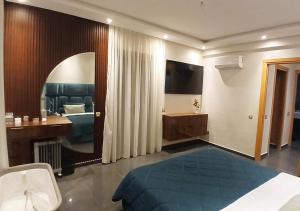 Postel nebo postele na pokoji v ubytování Villa Élégance Familiale + 44 fotografií