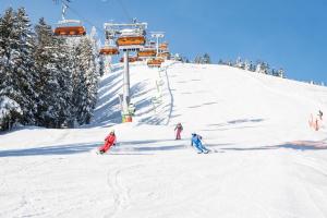 Suusatamine apartemendi aladel või selle läheduses