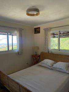 Ένα ή περισσότερα κρεβάτια σε δωμάτιο στο Alentejo Mountain Private Pool House