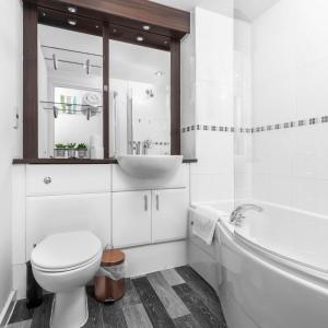 Koupelna v ubytování Stylish Two Bed Apartment - City Centre - Smart Tv - Parking 201MH