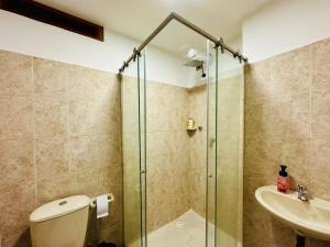 Koupelna v ubytování Hotel Jardin de Rosas