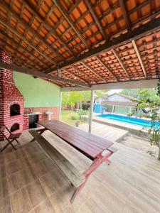 Bazén v ubytování Casa Rural em Curuçá nebo v jeho okolí + 4 fotografie