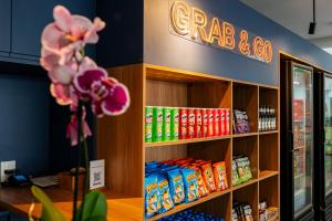 Certifikát, hodnocení, plakát nebo jiný dokument vystavený v ubytování Ibis Styles Campinas Alphaville + 127 fotografií