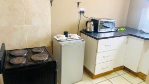 Galeriebild der Unterkunft Serene guesthouse in Manzini + 2 Fotos