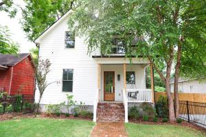 Budova, kde se prázdninový dům nachází