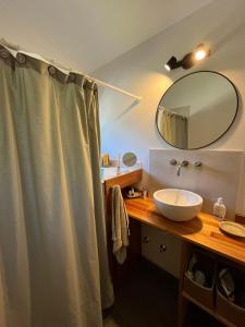 Koupelna v ubytování La Arboleda, Casa vacacional familiar + 10 fotografií