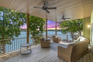 Billede fra billedgalleriet på Sunrise, Wildlife & Paddle Boarding Awaits! i Sunrise Beach