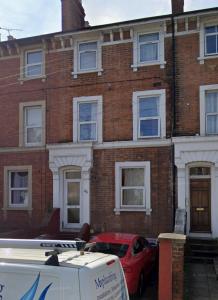 Το κτήριο όπου στεγάζεται  το διαμέρισμα