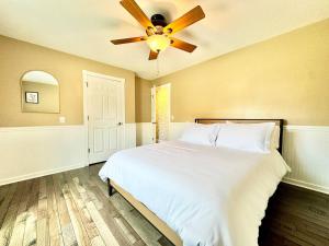 Postel nebo postele na pokoji v ubytování The Porch