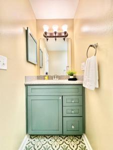 Fotografie z fotogalerie ubytování The Porch v destinaci Kiley + 20 fotografií