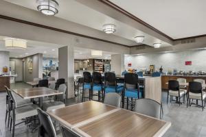 Restaurace v ubytování Best Western Plus Indianapolis NW Hotel