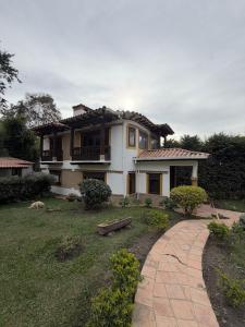 Κήπος έξω από το La Casa Colonial Imperial