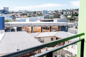 Cảnh Windhoek hoặc tầm nhìn thành phố từ căn hộ