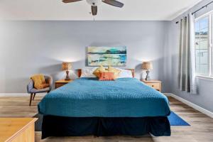 En eller flere senge i et værelse på Peaceful Palace + 8 billeder