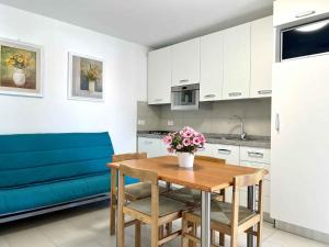 Η κουζίνα ή μικρή κουζίνα στο Apartment in Lignano Sabbiadoro 21782 +5 φωτογραφίες