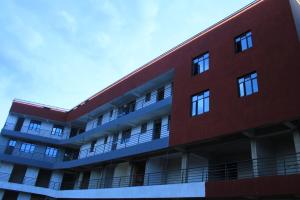 Здание апартаментов/квартиры