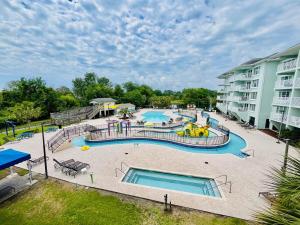 Bazén v ubytování Family Tides at Litchfield nebo v jeho okolí