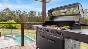 Принадлежности для барбекю в доме для отпуска +16 фотографий