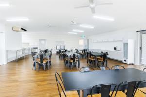 Restaurace v ubytování Brook Village