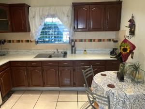 Kuchyň nebo kuchyňský kout v ubytování Casa Paraíso, céntrica y con estacionamiento + 30 fotografií