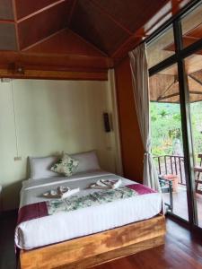 Postel nebo postele na pokoji v ubytování Family view A2