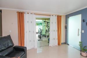 Fitness centrum a/nebo fitness zařízení v ubytování The Oasis Spot - Mansão clube particular