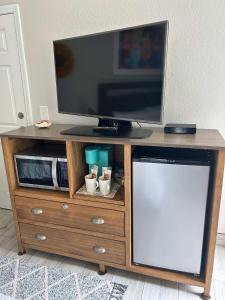 Kuchyň nebo kuchyňský kout v ubytování Sandy Toes Studio