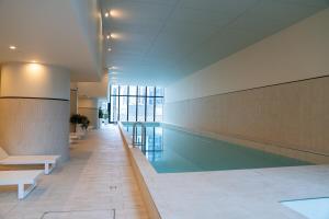 Πισίνα στο ή κοντά στο Home in the Sky 2BR,2BA with City Views,Pool & Gym