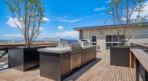 Μπαλκόνι ή βεράντα στο Luxury Central City Escape