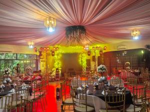 Restaurace v ubytování Lisland Rainforest Resort