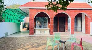 Hoone, kus villa asub