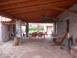 Ruang duduk di Villa Eleftheria